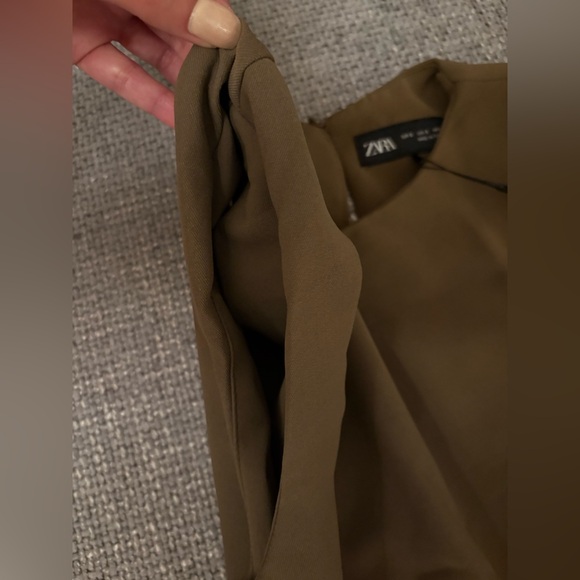 Zara Olive Green Shoulder Pad Midi Dress – Size Small – Ref. 3897/162 - Picture 6 of 14